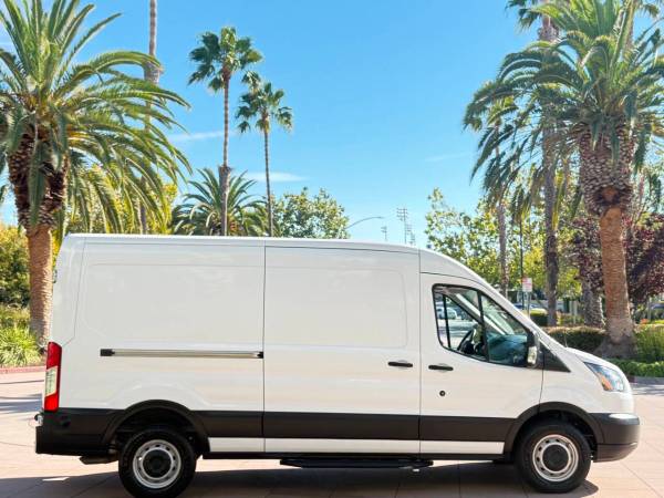 2019 Ford Transit 250 3dr - Photo 10