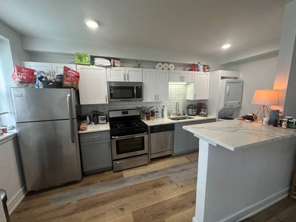 $1,500 Spacious & Updated Studio in Andersonville (Andersonville / Edgewater)64041643485826120