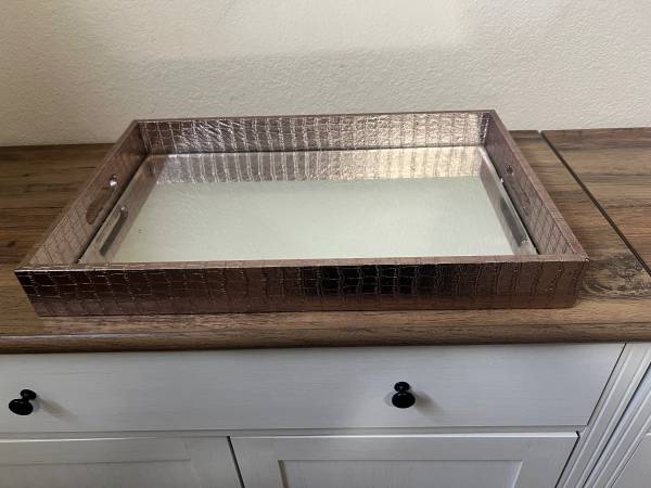 Rose Gold Mirrored Tray 1