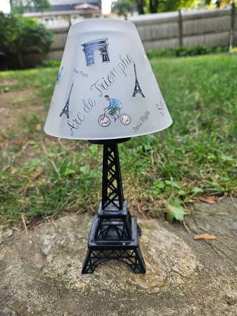 Eiffel Tower Tea light candle holder w glass shade 10.5" - french pics 1