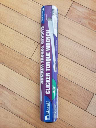 PITTSBURGH PRO 3/8 in. Drive 5-80 ft. lb. Click Torque Wrench 1