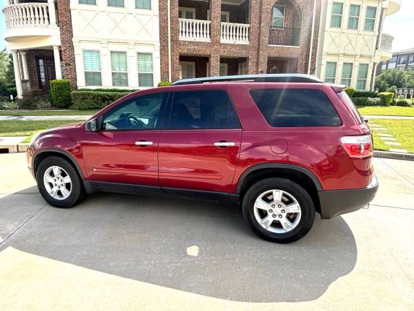 2011 GMC ACADIA asiento de tercera fila - $3,900 (Sugar land)63622151048707121