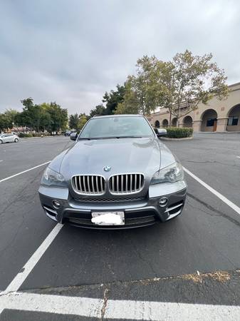 2011 BMW X5 Xdrive 50i AWD with low mileage - $13,750 (fremont / union city / newark)63624220666881121
