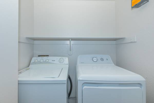 $1,100 / 1br - 641ft2 - Spacious 1 Bedroom 1 Bath Units With All The Storage You Need!!! (Tucson)63674722429441123