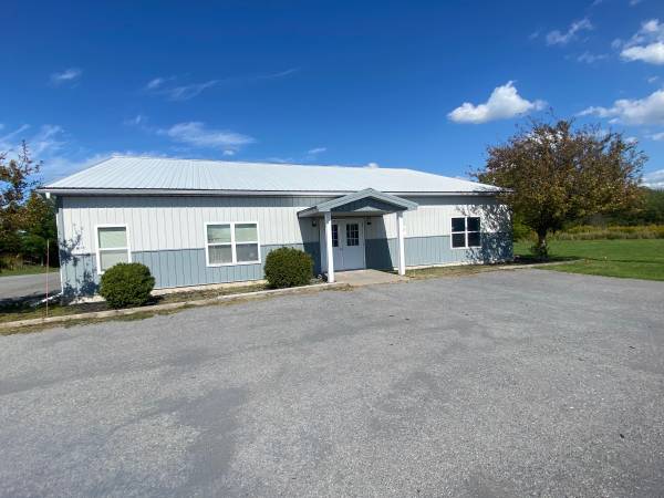 $1,575 / 1800ft2 - Office Space for lease (Watertown)63822290238467120