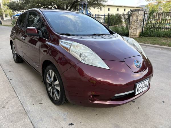 2016 Nissan Leaf SV con batería nueva de 40 kW - Autonomía de 150 millas - $8,000 (Austin)63491219137793121