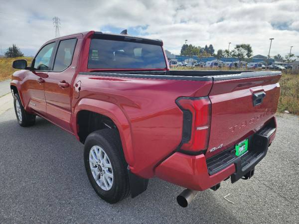 2024 Toyota Tacoma 4WD TRD - Photo 8
