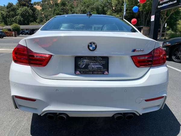 2015 BMW M4 ~ L@@K ~ 6 velocidades ~ Difícil de encontrar ~ Financiamos ~ ¡Llama! - $39,488 (3925 ALHAMBRA AVENUE MARTINEZ CA 94553)63469744814977124