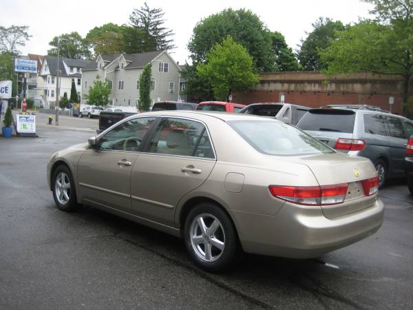 2003 Honda Accord EX Sedan - $3,599 (4455 WASHINGTON ST, ROSLINDALE, MA 02131)63623725753217124