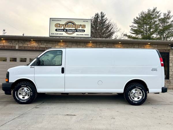 2017 Chevrolet Express 3500 4x4