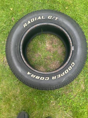 P235/60R15 Cooper COBRA RADIAL G/T 98T RWL M+S - $130 (Billerica)63471260323329120