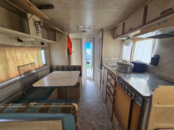 Camper Shasta de 1970 - $2.000 (Kennewick)63437373779971123