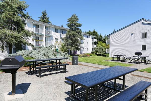 $1,686 / 1br - 680ft2 - 🔥 Sleek Renovated 1BR | Modern Upgrades + Prime Edmonds Location (Edmonds)63808008421123124