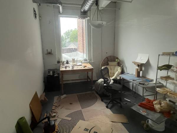$695 Private Artist Studio in Shared Creative Space (kingston)64035736163202122