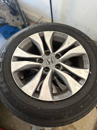 4 Honda accord rims and tires - $500 (Jackson)63470277649155121