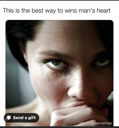 Se busca joven Petite / Uni/ amiga con benéficos 1