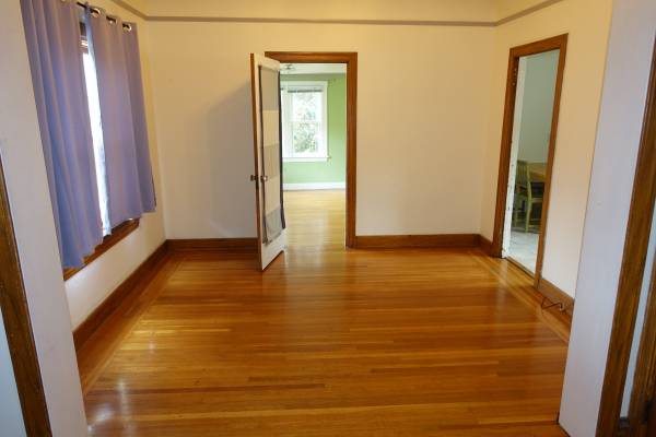 $3,690 / 3br - 950ft2 - Amplio apartamento soleado en excelente ubicación al norte de Berkeley; duración de contrato flexible (berkeley)63657913859715122