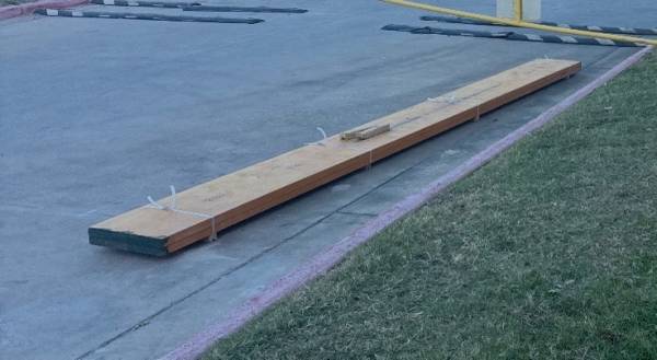 2X18X20’ LVLS (2) 1