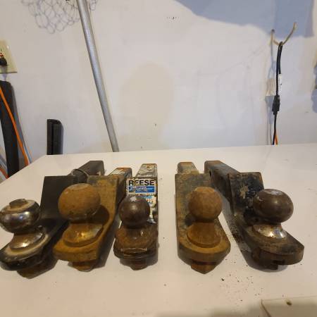 5 fixed trailer hitch balls 1