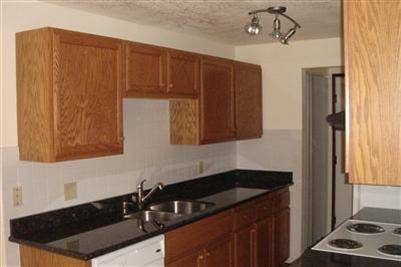 $2,100 / 2br - 854ft2 - 12521 NE 117th PL #G2 (Kirkland)63688607734785124