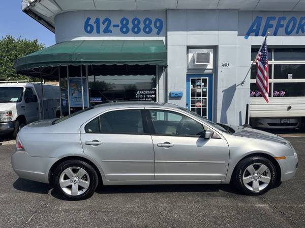 2009 FORD FUSION SE SEDAN - $5,877 (Virginia Beach)63621706038273124