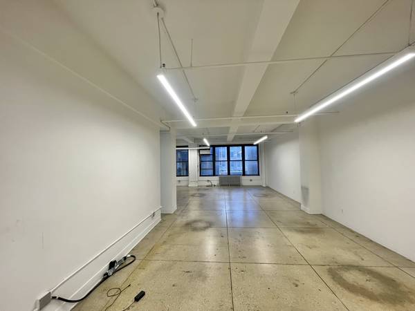 $4,100 / 1380ft2 - Functional & Flexible Midtown Loft Space! No Fee! (Midtown)64212279176705124