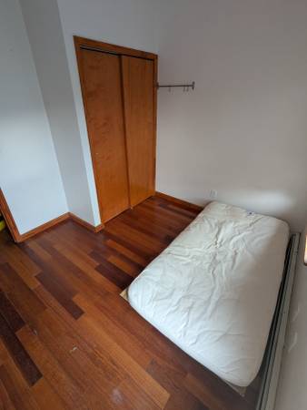 $1,200 / 2br - Really good deal - bedroom available - great apartment, great location (South Slope / Sunset Park)63945494035074121