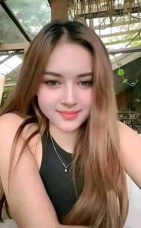 Warm Oil Massage by Experienced Hands 1