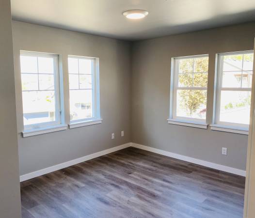 $2,250 / 3br - 985ft2 - 3 Bedroom, 1.5 Bathroom in Barkley Neighborhood! (Bellingham)63920957300099124