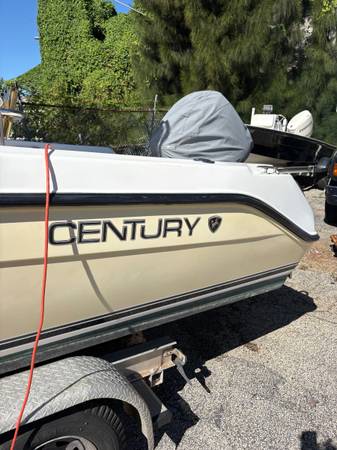 2007 Century Center Console 1