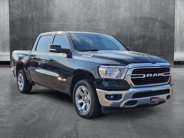 Camioneta Ram 1500 2021 Dodge Big Horn Crew Cab - $29,991 (Llame al *(469) 829-6528* para confirmar disponibilidad al instante)63489197822083122