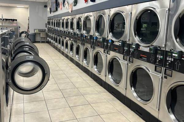 Commercial laundromat equipment 1