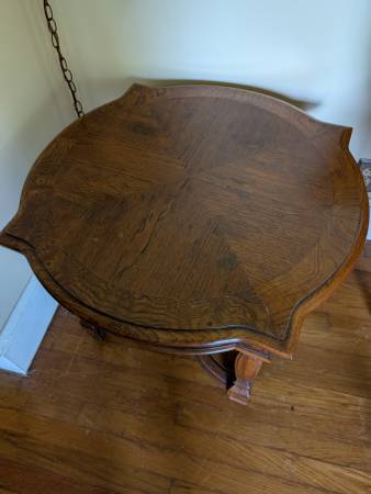 Thomasville END TABLE 25$ - $25 (Anniston)63440290804611122
