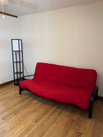 $1,275 / 1br - ESTUDIO (MELBOURNE)63823721180291121