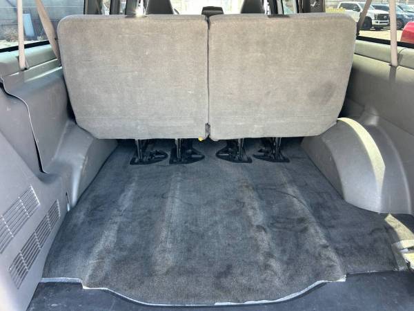 2019 Chevrolet Express Chevy LT - Photo 11