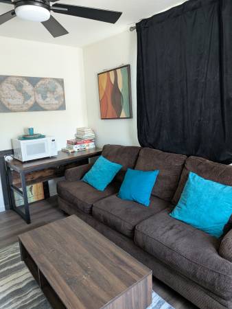 $1,400 / 1br - 700ft2 - **BRAND NEW 1 BED FURNISHED APARTMENT FOR 2*or Single bedroom** (Visalia near Costco)63688443575937120