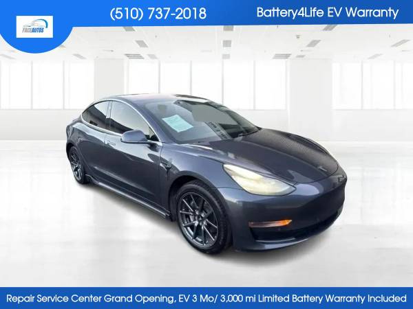 2018 Tesla Model 3 Long Range Sedan 4D 1