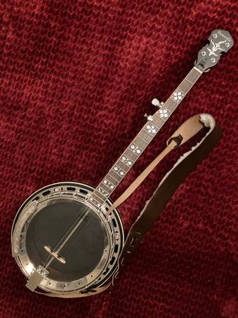 Danville 5 String Resonator Banjo 1