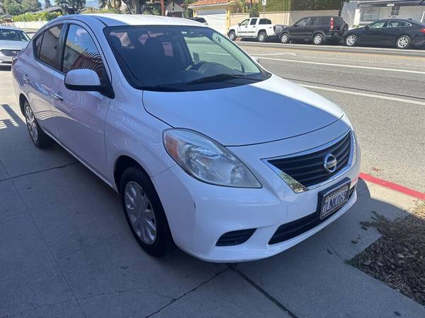 2014 Nissan Versa 1.6 SV - $4,98863441143860865121