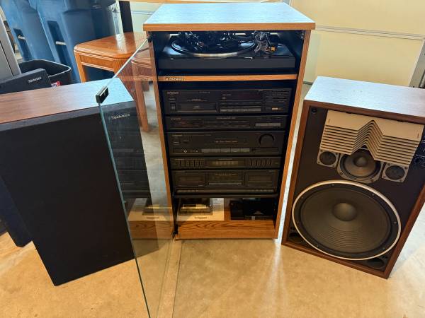 Pioneer Stereo System with Technics SB-G400 Speakers 1