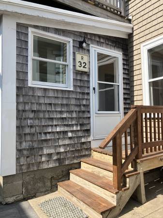 $1,700 / 1 hab - 525 pies² - Apartamento soleado todo el año cerca de Gloucester Boulevard (Gloucester)63856336391553121