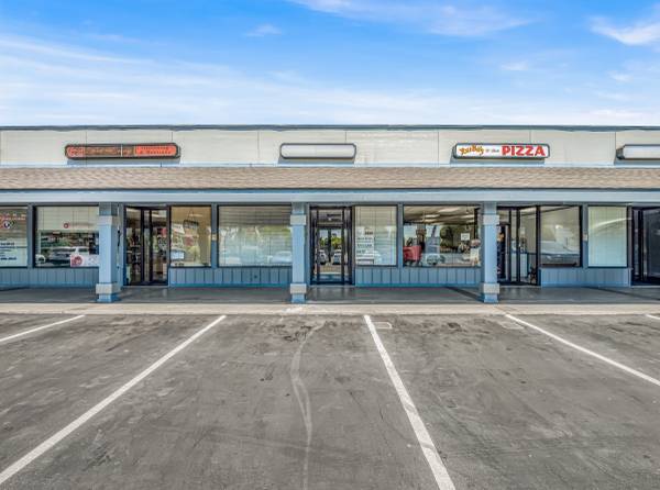 $1,500 / 1000ft2 - Park Village West Shopping Center: Newly Remodeled & Move-In Ready (Dinuba, CA)63809864507393122