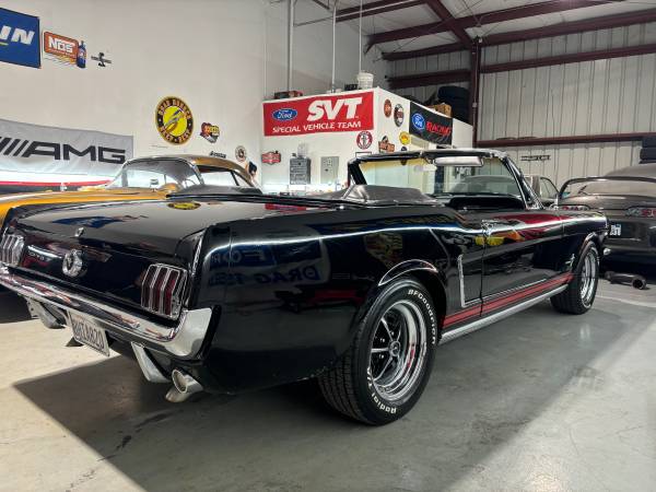 Convertible Mustang 1965 - $31.50063469886263937123