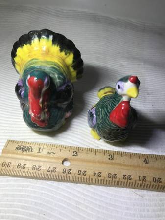 Vintage Ceramic Turkey Salt And Pepper  Shakers 1