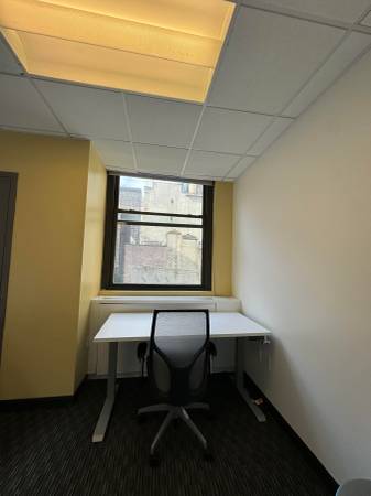 $1,550 MIDTOWN 4 DESK PRIVATE OFFICE IN COWORKING SPACE *NO FEE (Midtown)63827267501057121