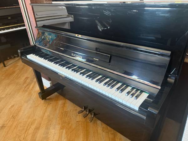 Schumann upright piano (free delivery) 1