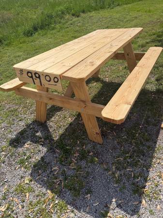 Picnic table 1