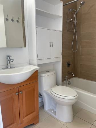 $2,895 / 1br - 500ft2 - ¡Ven a vivir a los apartamentos de Santa Cruz! (santa cruz)63686121697667123