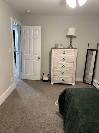$250 / 4br - Roommate wanted (Emmaus)64010162123266120