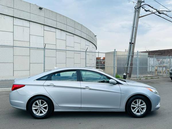 2011 Hyundai Sonata GLS 126k, informe CarFax limpio, 48 registros - $4,500 (Brooklyn)63470616493185122